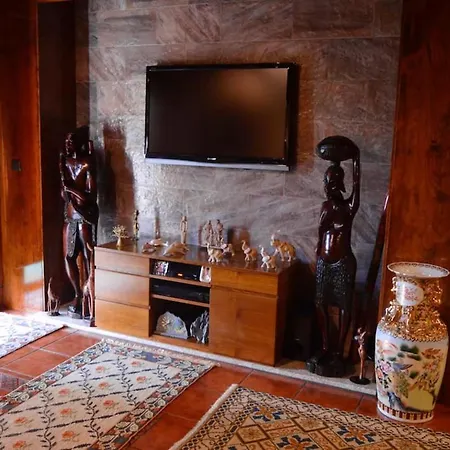 Βίλα Spacious With Private Pool In *