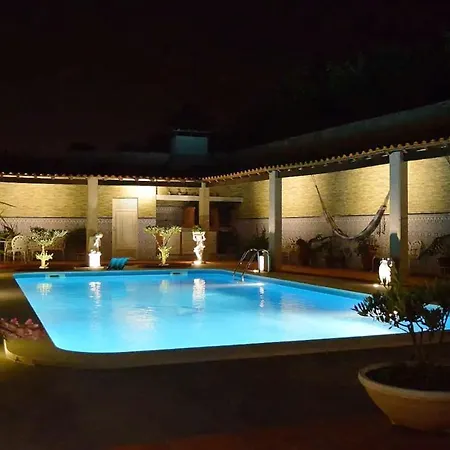 Spacious With Private Pool In Βίλα *