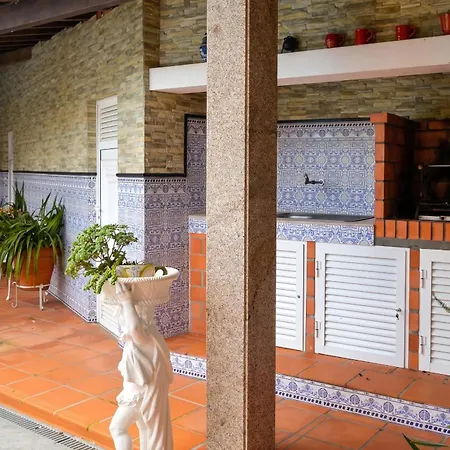 Villa Spacious With Private Pool In