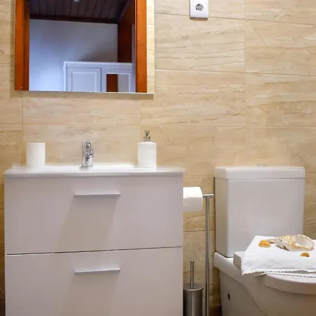 Villa Spacious With Private Pool In