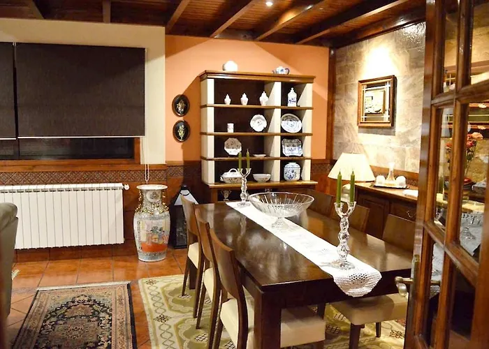 Spacious With Private Pool In Villa *