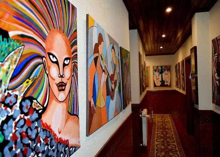 Spacious With Private Pool In Villa