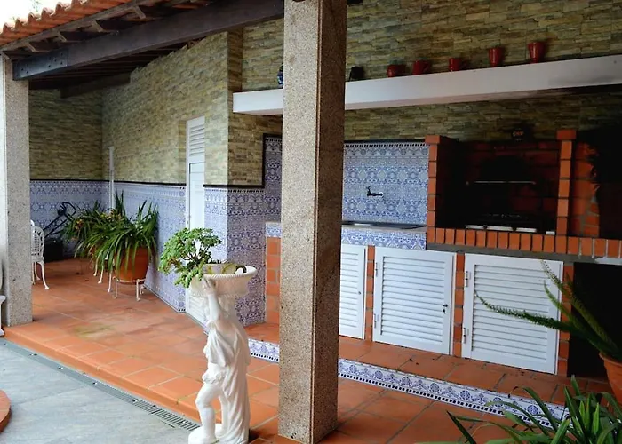 Villa Spacious With Private Pool In